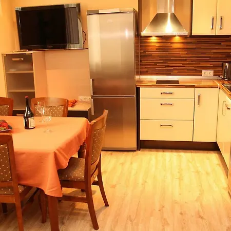 Appartement Charming 2bd Apartment, 5 Min From Train Station And Marina *